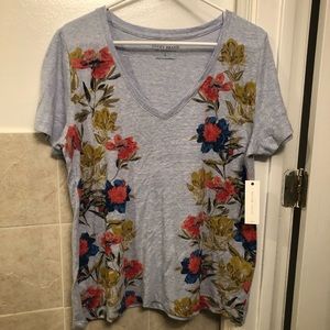Lucky brand floral tee 🌺